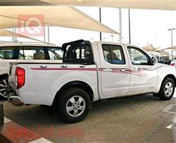 نيسان نافارا